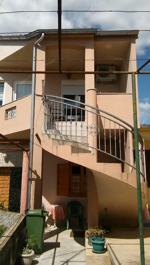 Apartments Ana Bibinje