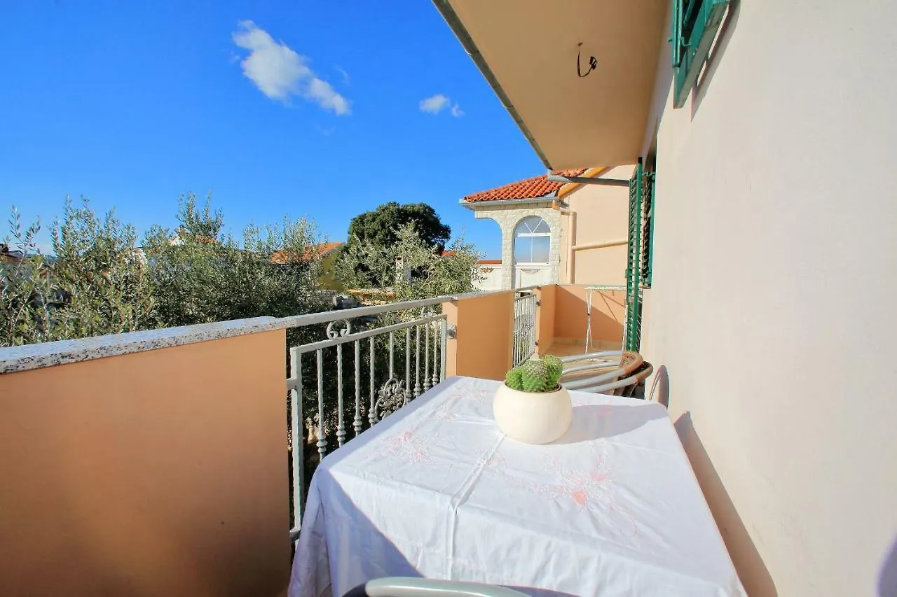 Apartments Ana Bibinje