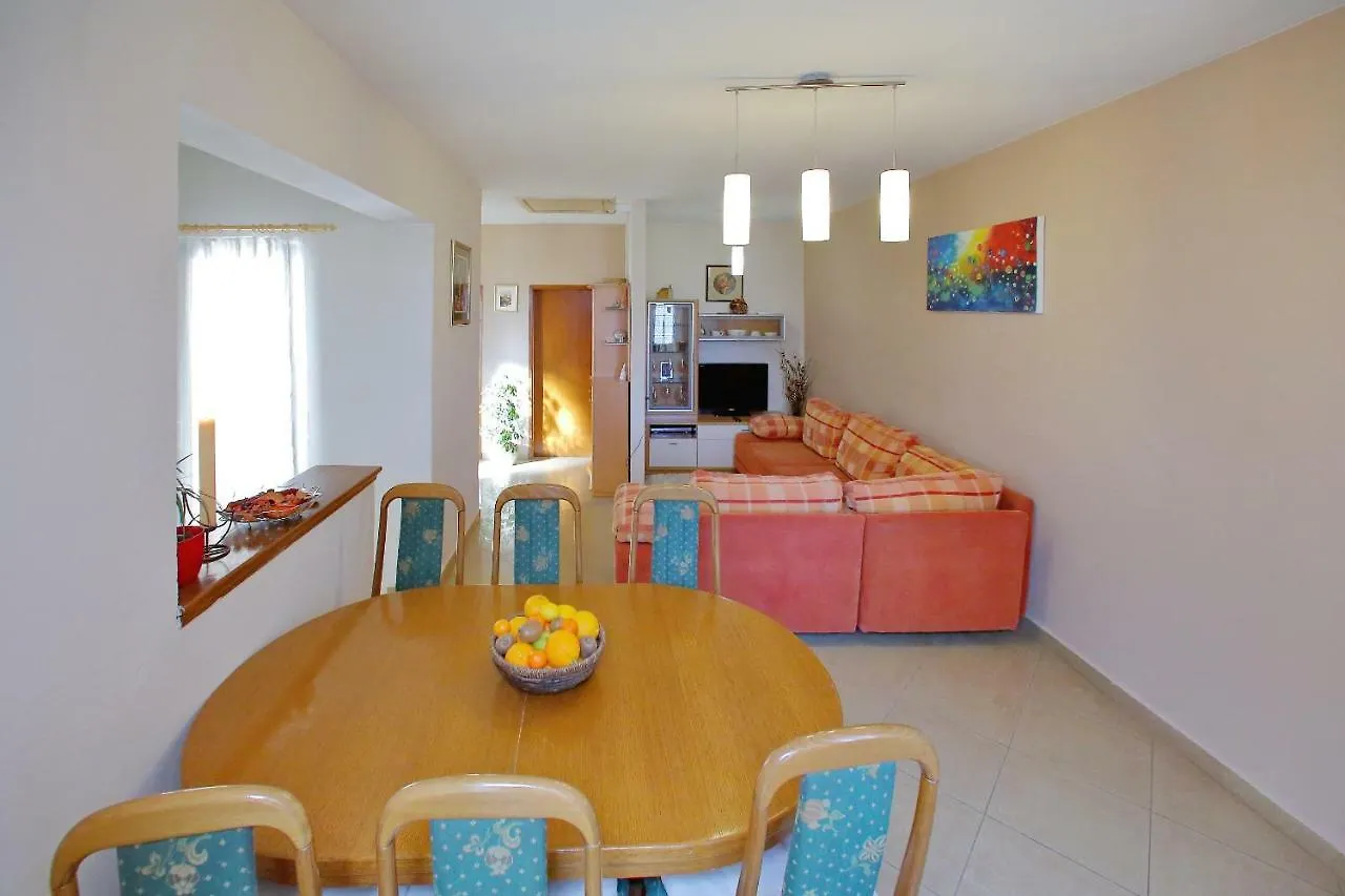Apartments Ana Bibinje