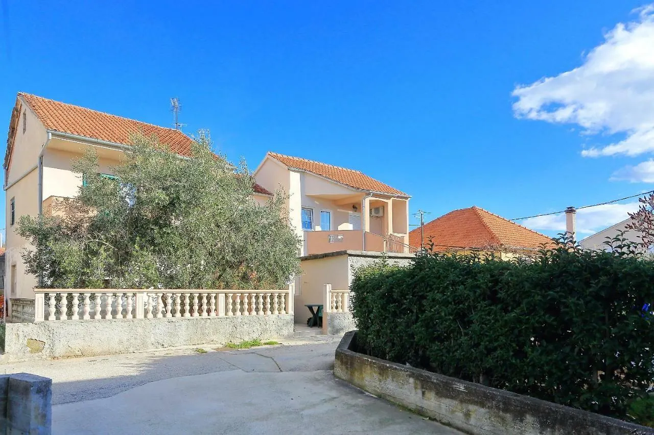 Apartments Ana Bibinje